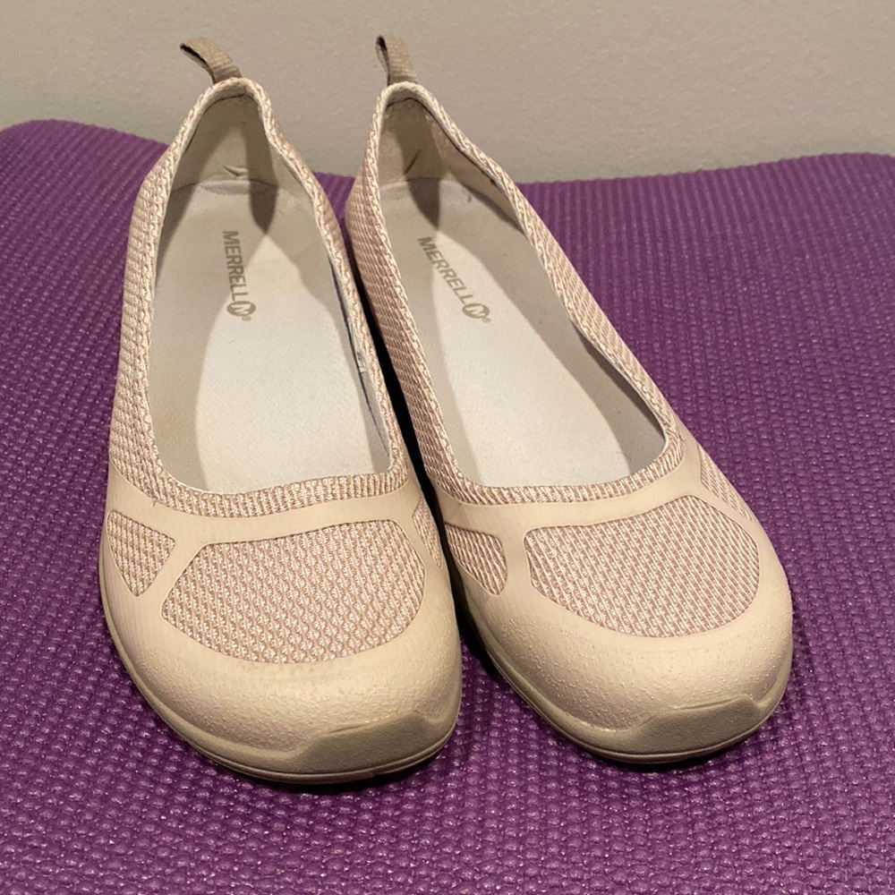 Merrell performance flats